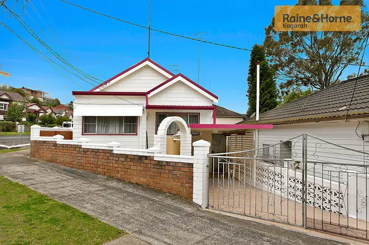 2 Gardiner Ave, Banksia NSW 2216