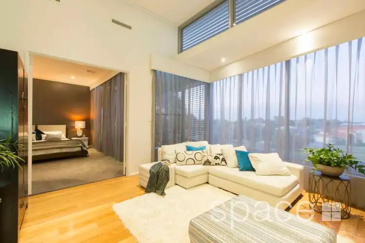 34 Omaroo Terrace, City Beach WA 6015