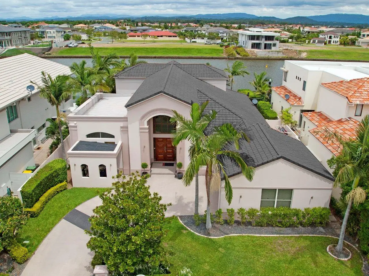 Main view of Homely house listing, 1663 Riverdale Drive, Hope Island QLD 4212