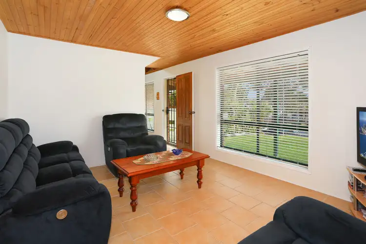 Second view of Homely house listing, 21 Dianne Avenue, Lake Munmorah NSW 2259