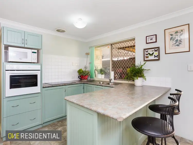 Second view of Homely house listing, 7 Liddington Rise, Leda WA 6170