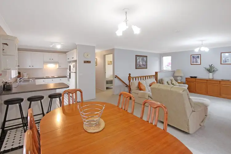 9 Murramarang Crescent, South Durras NSW 2536