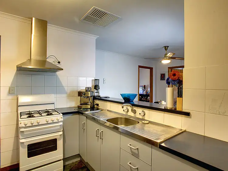 Fifth view of Homely house listing, 1 Oakhill Crescent, Morphett Vale SA 5162
