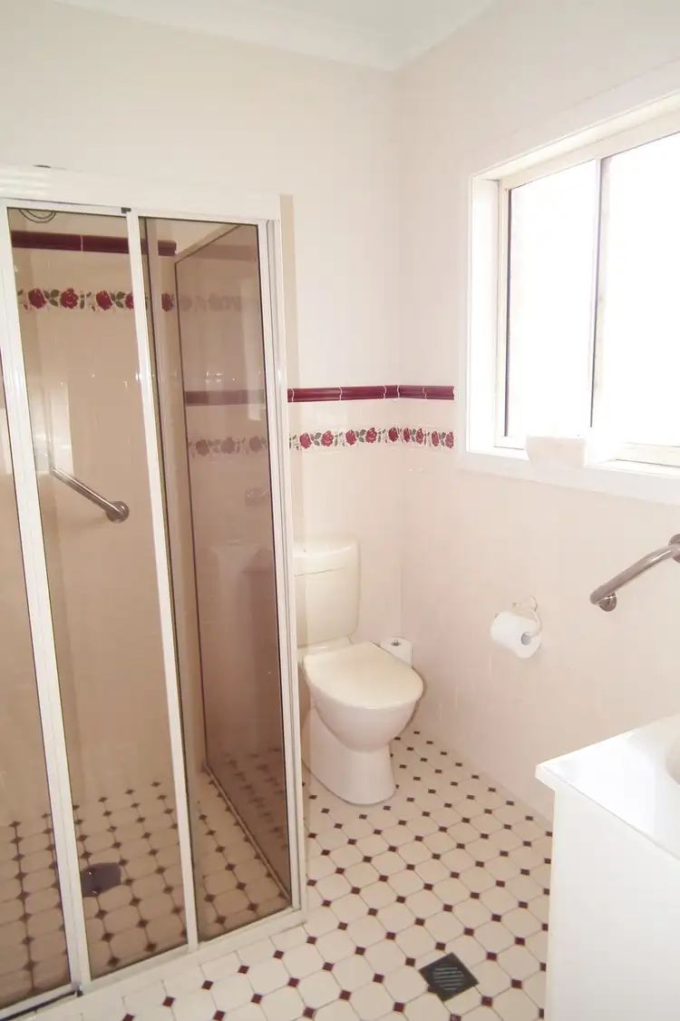 Sixth view of Homely house listing, 1 Aidan Close, Griffith NSW 2680