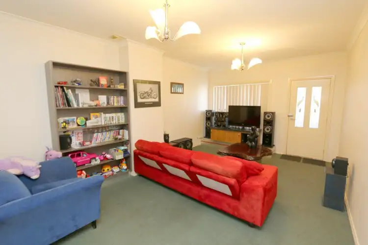 Second view of Homely house listing, 19 Egan Close, Werribee VIC 3030