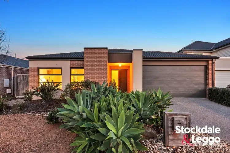 9 Carnival Place, Point Cook VIC 3030