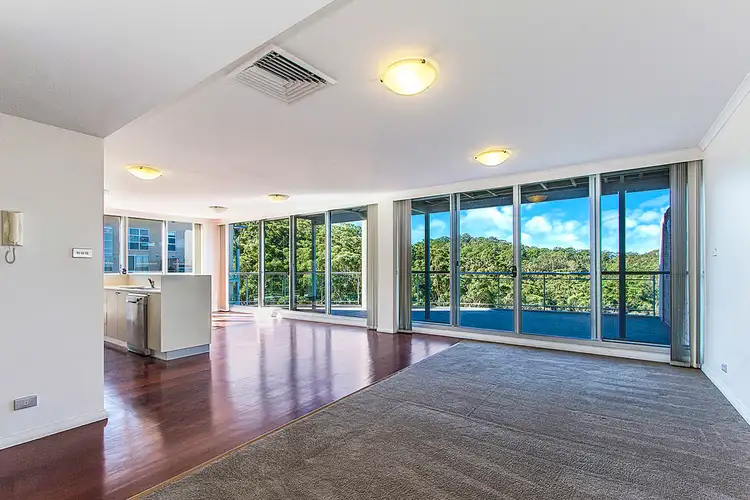 383/80 John Whiteway Drive, Gosford NSW 2250