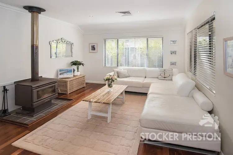 Sixth view of Homely house listing, 2 Lesueur Close, Geographe WA 6280