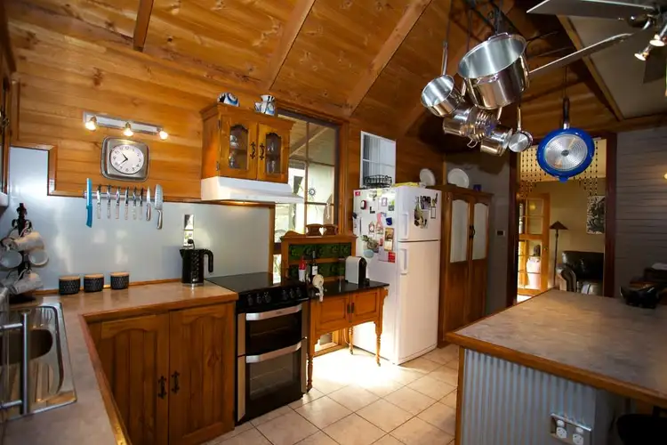 Fifth view of Homely house listing, 190 Wards Road, Horsham VIC 3400