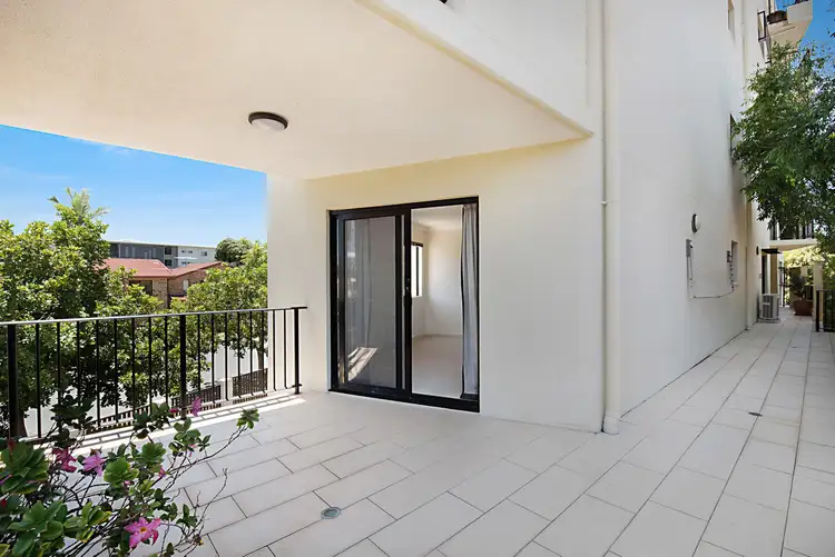 Third view of Homely unit listing, 1/11 Dix Street, Redcliffe QLD 4020