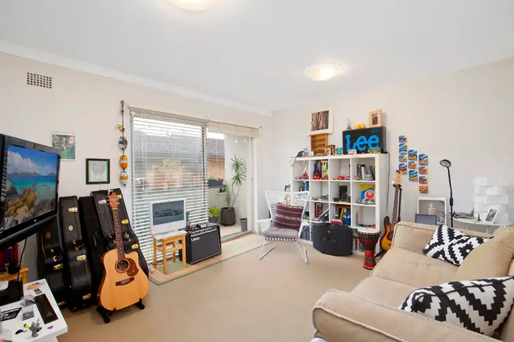 Third view of Homely unit listing, 4/4 Wheeler Parade, Dee Why NSW 2099