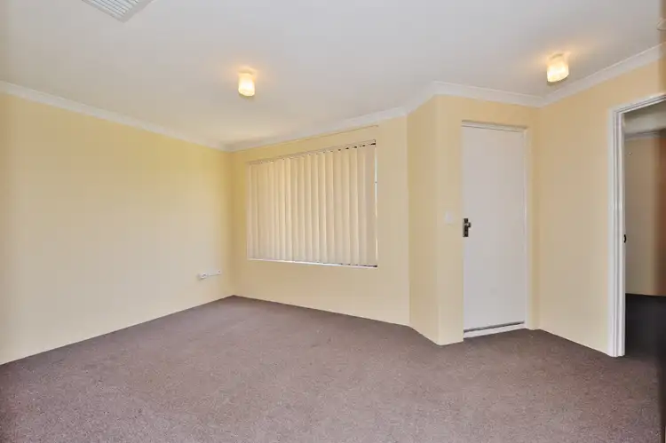 Sixth view of Homely house listing, 4 Carmana Lane, Warnbro WA 6169