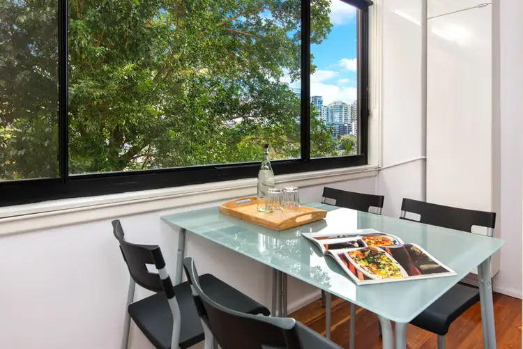 Fifth view of Homely unit listing, 9/29 East Crescent Street, Mcmahons Point NSW 2060