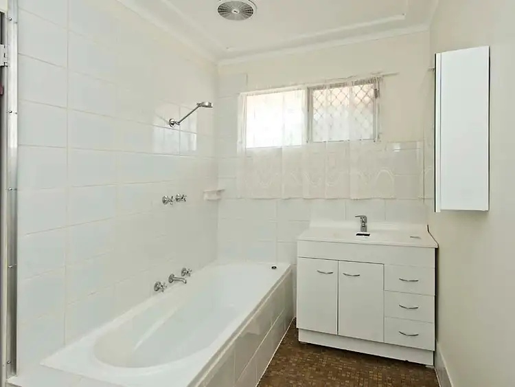 Fourth view of Homely house listing, Unit 3/5 Uldina Place, Pinjarra WA 6208