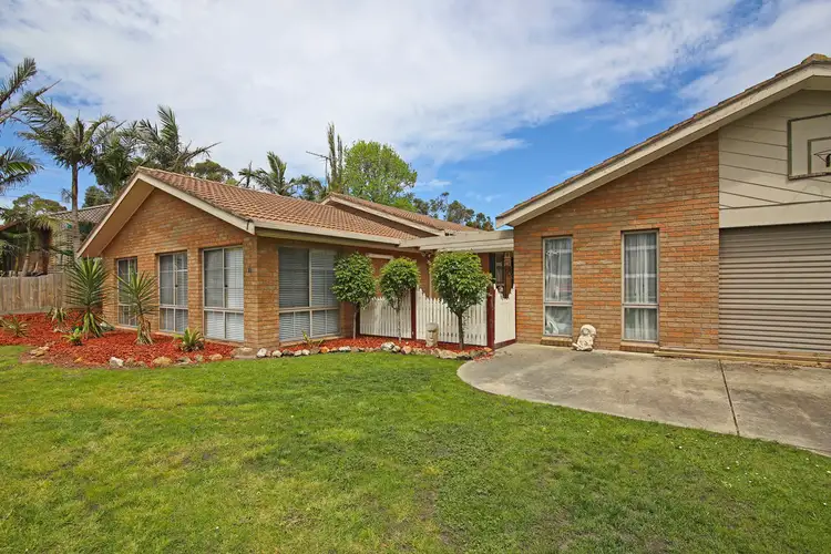 10 Royston Street, Meeniyan VIC 3956