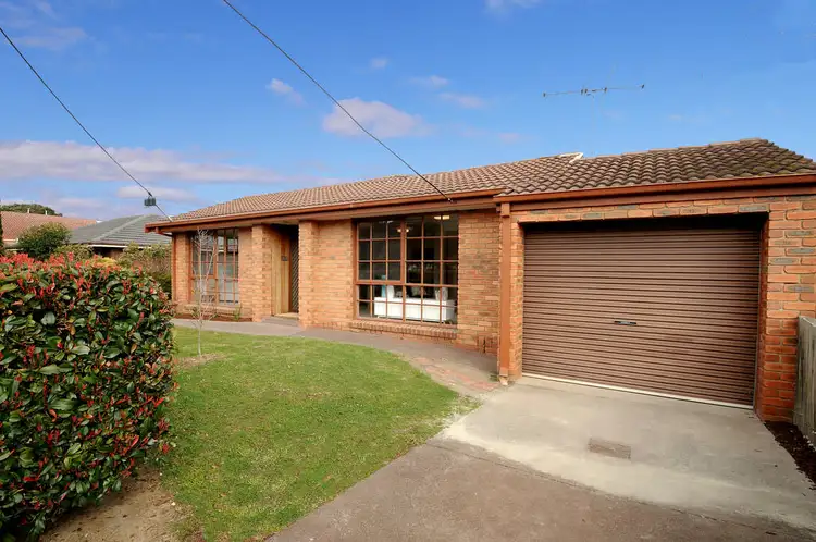 1/91 Coorigil Road, Carnegie VIC 3163