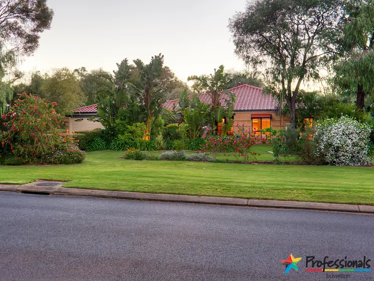 5 Kalgaritch Avenue, West Busselton WA 6280