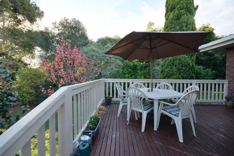 Second view of Homely house listing, 6 Ashwood Court, Bairnsdale VIC 3875