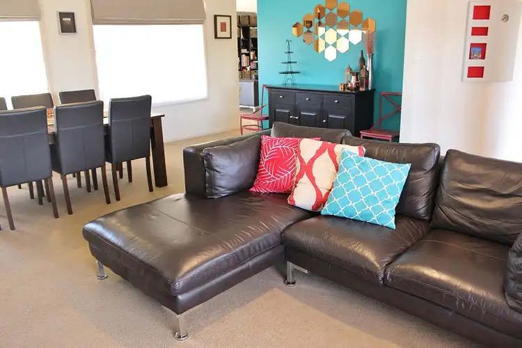 Second view of Homely house listing, 4 Merrinee Place, Tamworth NSW 2340