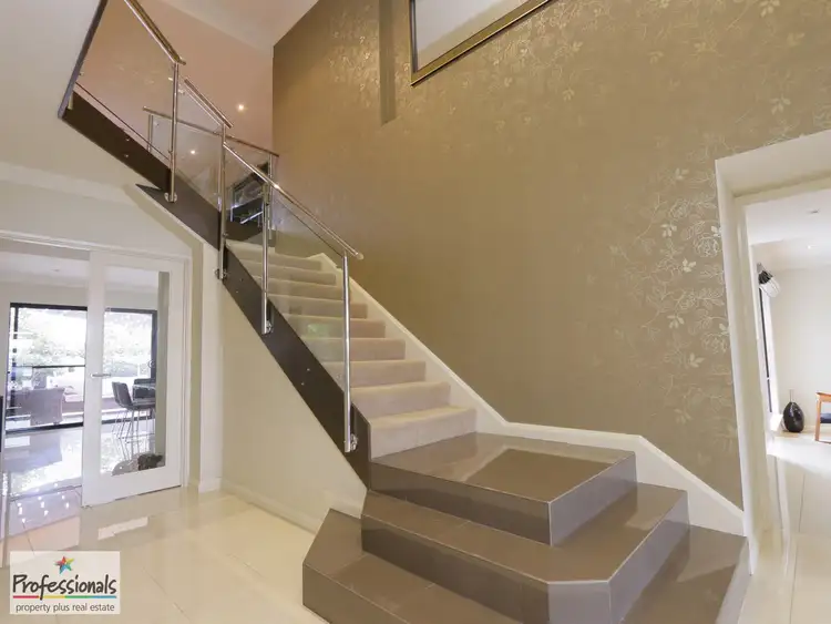 Second view of Homely house listing, 19 Splendid Gardens, Harrisdale WA 6112