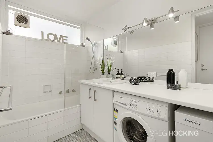 Sixth view of Homely apartment listing, 1/207 Canterbury Road, St Kilda West VIC 3182