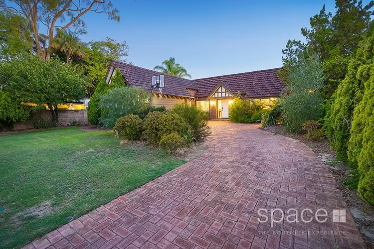 44 Viking Road, Dalkeith WA 6009