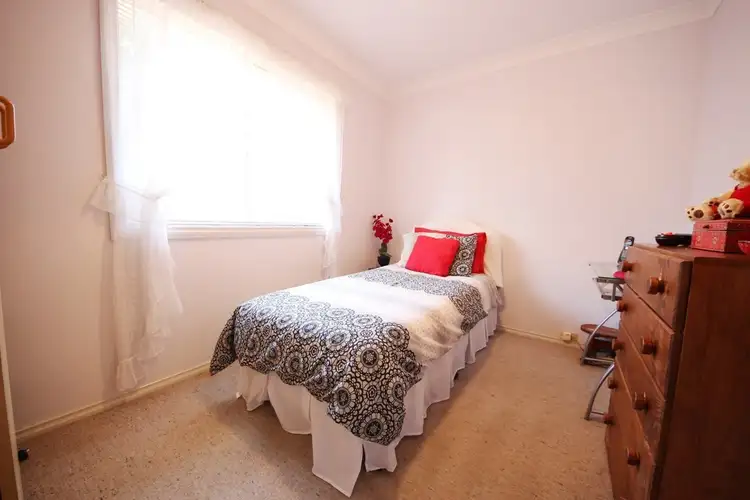 Seventh view of Homely house listing, 5 Barlow Court, Dubbo NSW 2830
