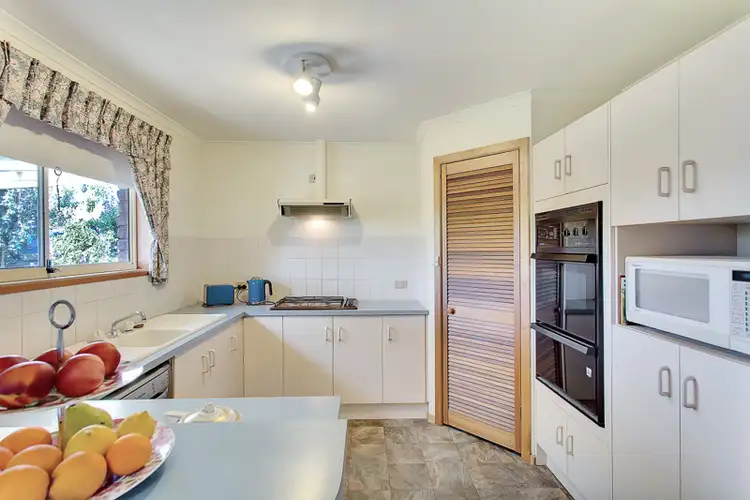 Sixth view of Homely house listing, 2 Adrian Court, Marion SA 5043