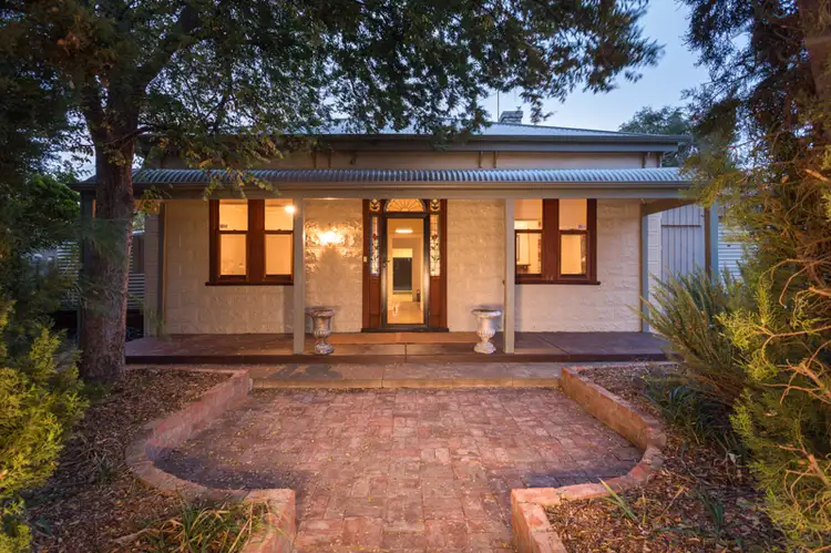 15 Lincoln Street, Largs Bay SA 5016