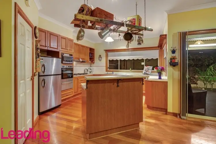 Third view of Homely house listing, 8 Bundanoon Avenue, Sunbury VIC 3429