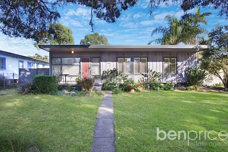 Main view of Homely house listing, 4 & 4a Tangaloa Crescent, Lethbridge Park NSW 2770