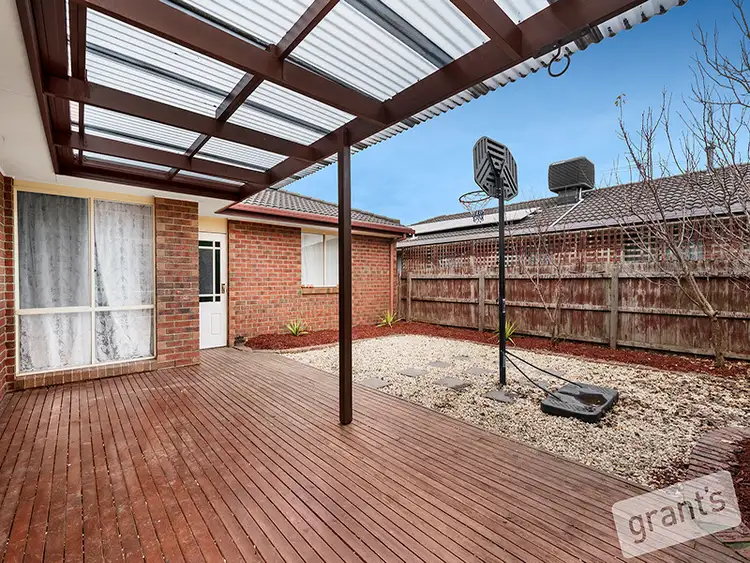 Fifth view of Homely house listing, 3 Glenn Erin Way, Berwick VIC 3806