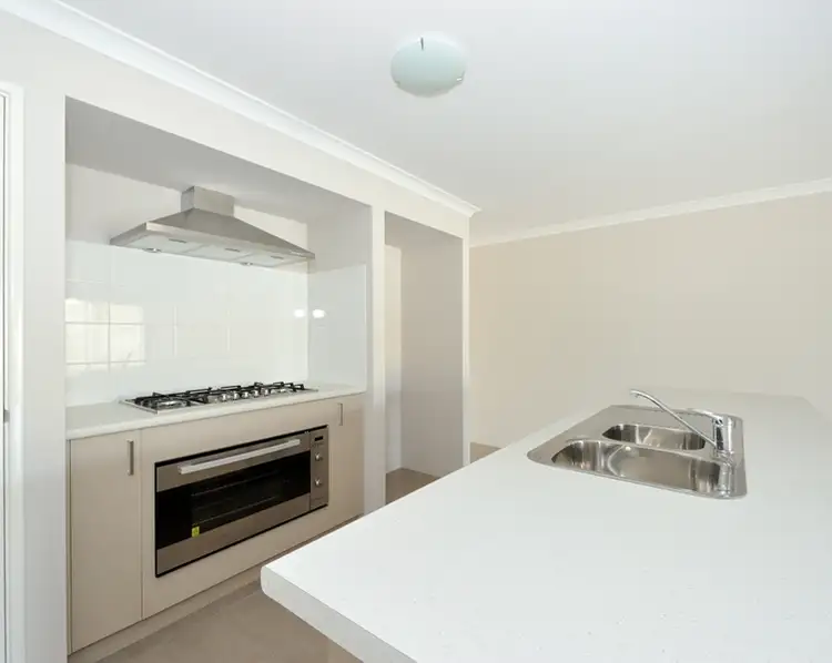 Second view of Homely house listing, 10 Pendragon Lane, Baldivis WA 6171