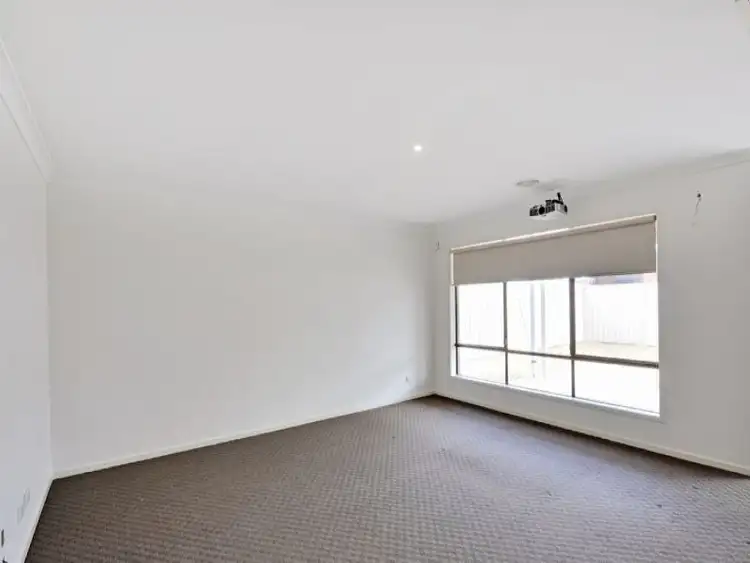 Third view of Homely house listing, 2 Yellowgum Drive, Kialla VIC 3631