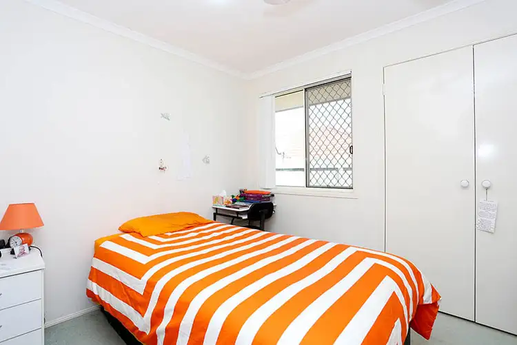 Fifth view of Homely house listing, 7 Neerim Cl, Kallangur QLD 4503