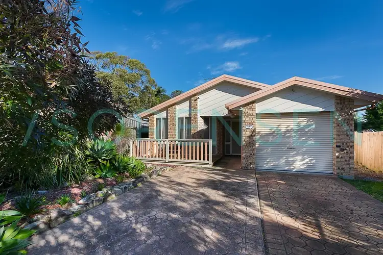 6 Tandara Close, Blue Haven NSW 2262