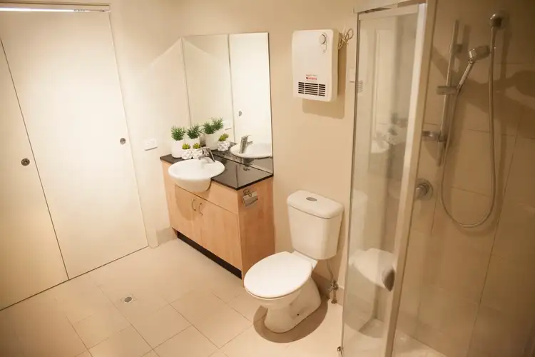 Sixth view of Homely apartment listing, 2/82 Atherton Road, Oakleigh VIC 3166