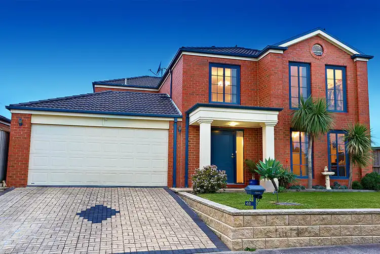 48 Chatswood Drive, Narre Warren South VIC 3805