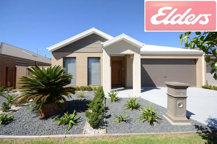 Main view of Homely house listing, 25 Castleton Street, Wodonga VIC 3690