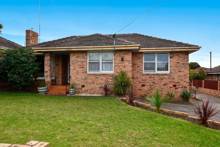 6 Norman Court, Highton VIC 3216
