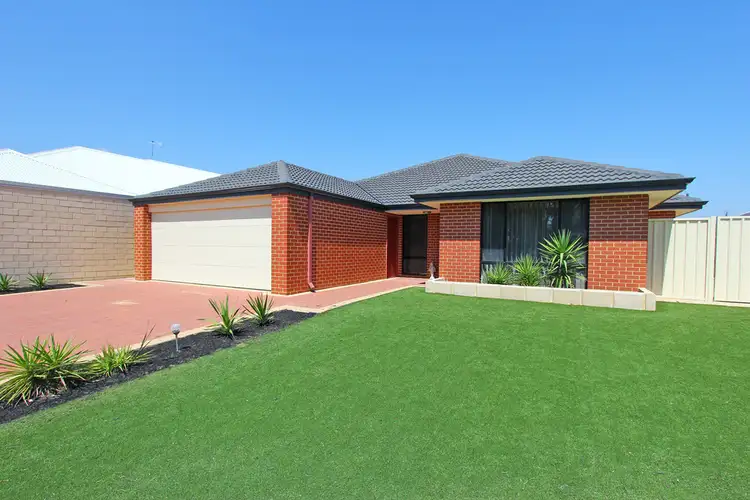 3 Olivine Gardens, Wattle Grove WA 6107