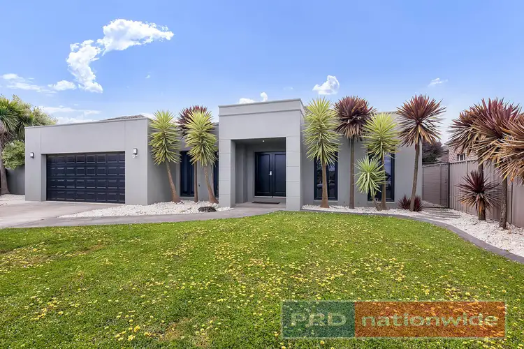 4 Eaton Close, Alfredton VIC 3350