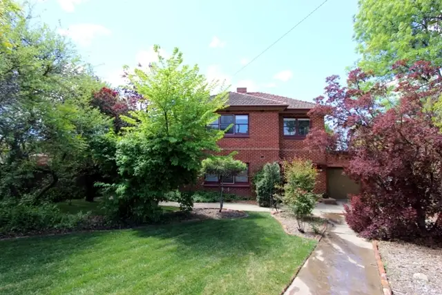 111 Rocket Street, Bathurst NSW 2795