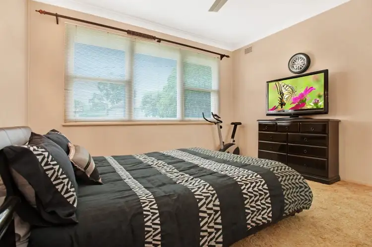 Fifth view of Homely house listing, 65 Second Avenue, Rutherford NSW 2320