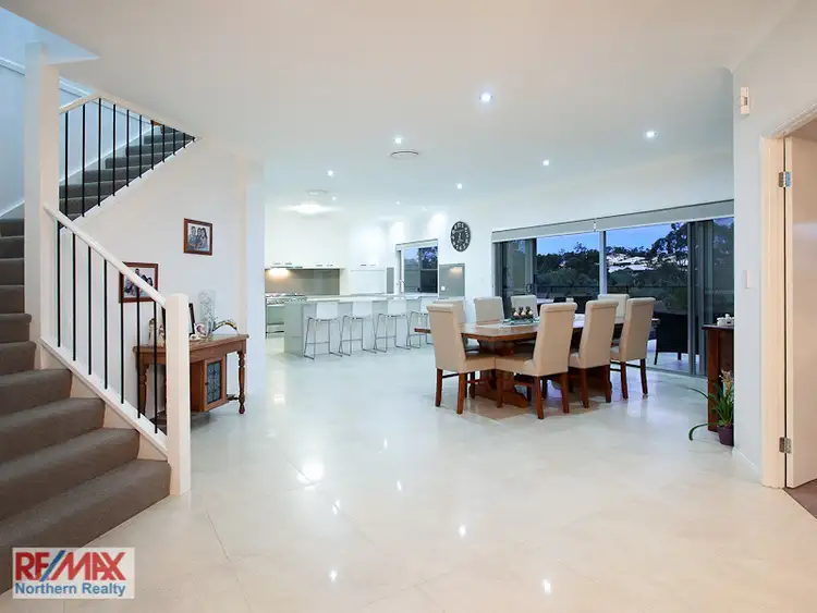 Fifth view of Homely house listing, 2 Gracie Court, Cashmere QLD 4500
