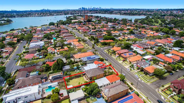 Sixth view of Homely house listing, 33 ZOELLER STREET, Concord NSW 2137