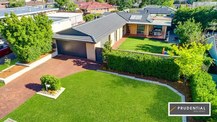 3 Kooloona Crescent, Bradbury NSW 2560