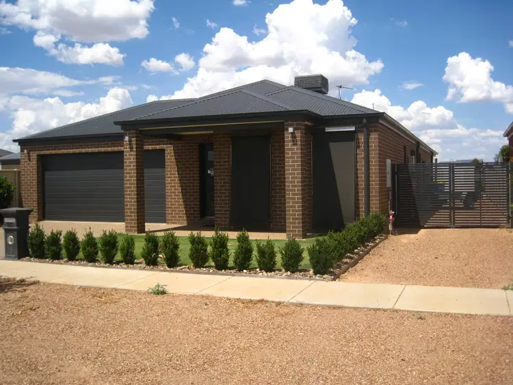 85 Lakeviews Circuit, Yarrawonga VIC 3730