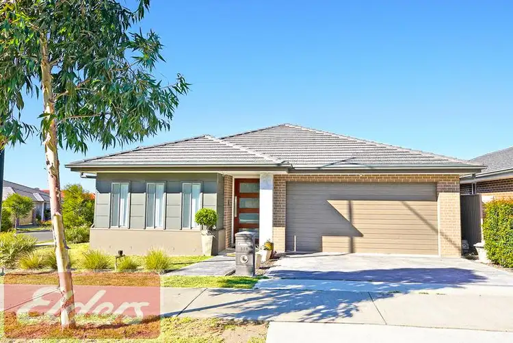 118 Greenwood Parkway, Jordan Springs NSW 2747