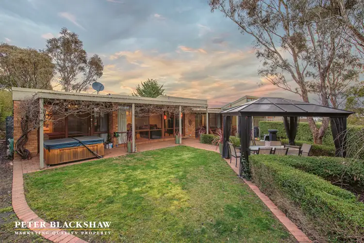 48 Hughes Crescent, Ngunnawal ACT 2913